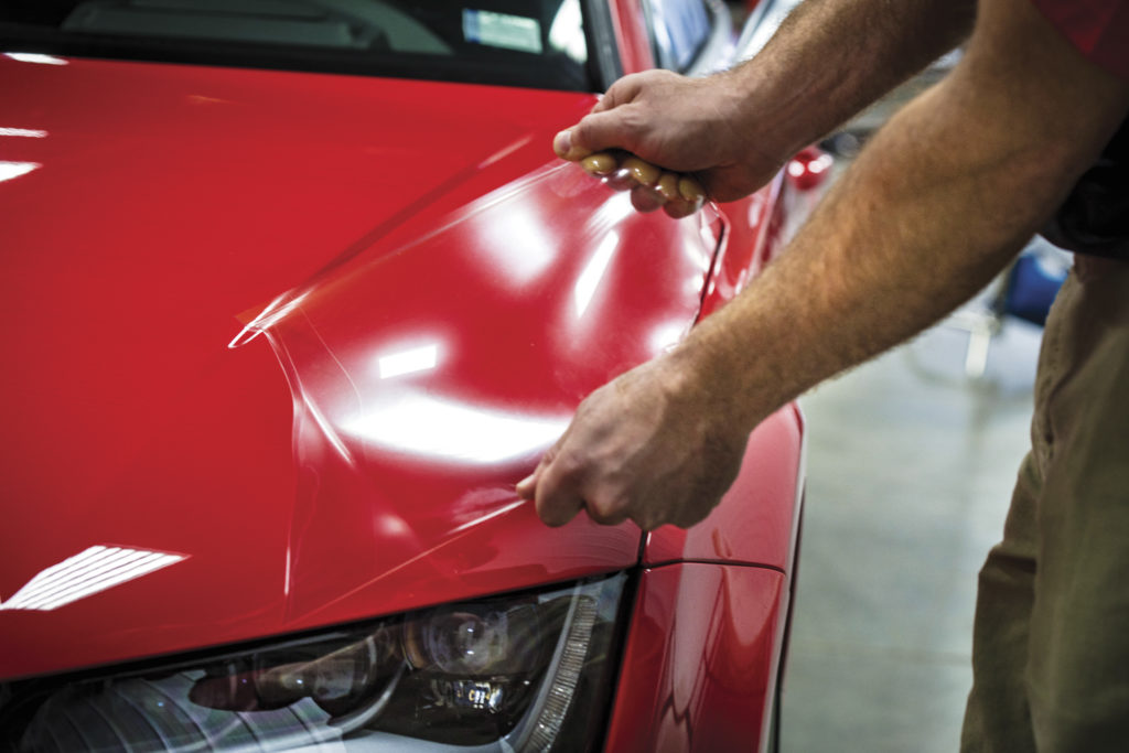 installation ppf sur vehicule rouge